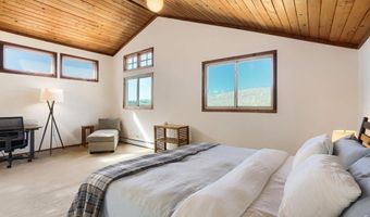 266 Peakview Rd, Boulder, CO 80302