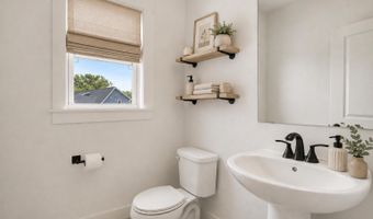 7964 Snow View Dr SE, Alto, MI 49302