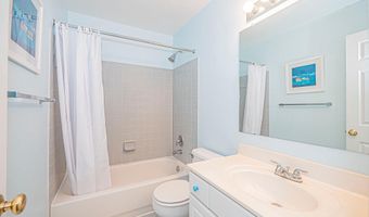 44186 SHADY GLEN Ter, Ashburn, VA 20147