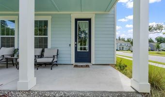 60 Backwater St, Port Royal, SC 29906