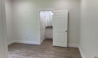 180 Lovers Ln, Alto, TX 75925