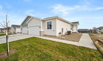 1564 Foxtail Dr SE, Altoona, IA 50009