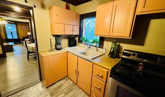 507 S Poplar St, Adel, GA 31620