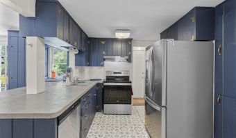 67 Obtuse Hill Rd, Brookfield, CT 06804