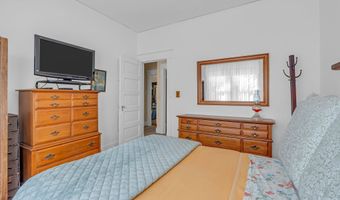 48 Valley Dr, Atlantic Highlands, NJ 07716