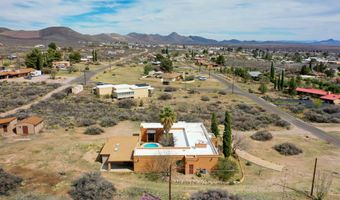4 Cochise Ln, Bisbee, AZ 85603