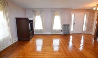569 Buck Hill Rd, Arlington, VT 05250