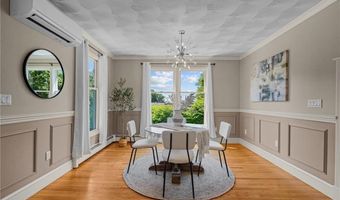 146 Alfred Drown Rd, Barrington, RI 02806