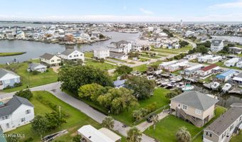 319 Old Causeway Rd, Atlantic Beach, NC 28512