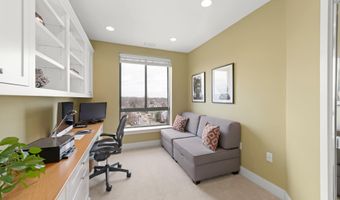 1200 N HARTFORD St 601, Arlington, VA 22201