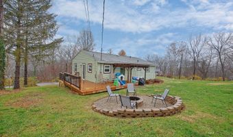 5 Lamar Dr, Athens, OH 45701