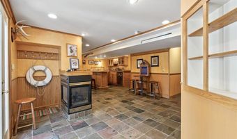 12581 Dover Dr, Apple Valley, MN 55124