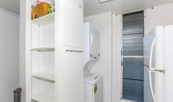 1128 Ala Napunani St 208, Honolulu, HI 96818