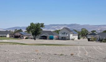 1905 Seven Iron Ct, Fernley, NV 89408