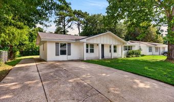 2154 Floyd Dr, Biloxi, MS 39531