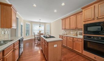 5564 Ridgemoor Dr, Braselton, GA 30517