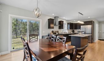 5 Harmony Way, Falmouth, ME 04105
