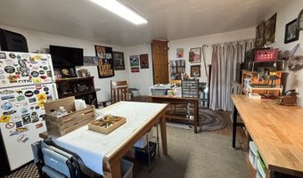 537 ART St, Brookings, OR 97415