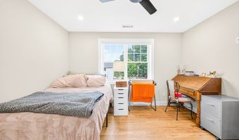 2 Sequoia St, Billerica, MA 01821