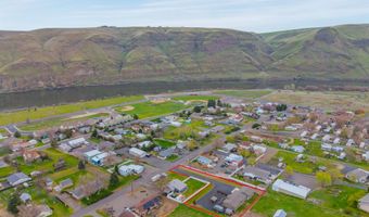 1306 4th St, Asotin, WA 99402