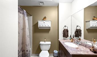 2 Windsor Ct, Amityville, NY 11701