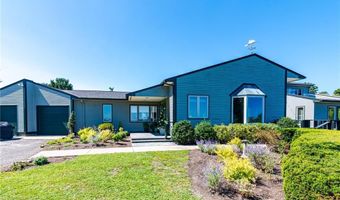 36 Newport St, Jamestown, RI 02835