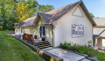 925 N River Rd, Algonquin, IL 60102