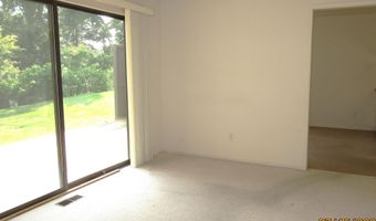 1 Westbury Ct, Ann Arbor, MI 48105