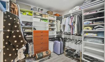 2000 Island Blvd 1710, Aventura, FL 33160