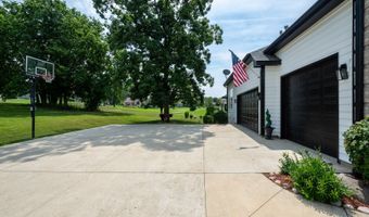 24877 W Nicklaus Way, Antioch, IL 60002