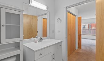 193 St. Paul St 101, Burlington, VT 05401