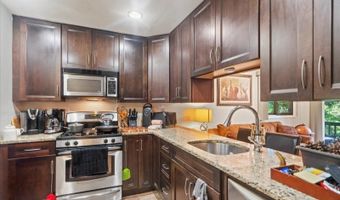 4 Sunrise Dr 9, Alloway, NJ 07462