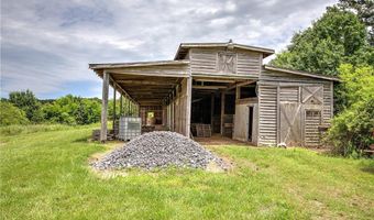 141 Holcomb Spur NW, Adairsville, GA 30103