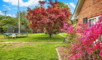 3 Waumsett Ave, Cumberland, RI 02864