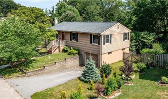 41 Mount View Ave, North Kingstown, RI 02852