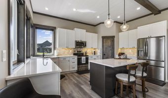 40 Bunker Ln, Blanchard, ID 83804