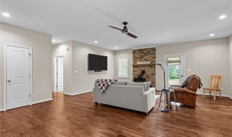 427 Valley View Dr, Aylett, VA 23009