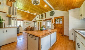 128 Shepard Rd, Belfast, ME 04915