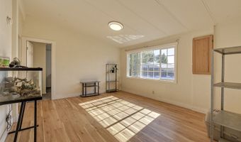 409 WOLFE Ave, Amity, OR 97101