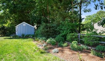 71 Primrose Hill Rd, Barrington, RI 02806