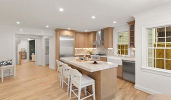 5522 LINCOLN St, Bethesda, MD 20817