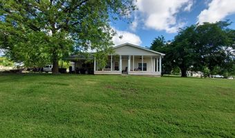 649 A St, Arapaho, OK 73620