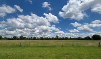 7395 Maple Rd E, Akron, NY 14001