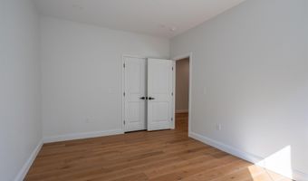 109 Vail Rd, Barnstead, NH 03225