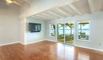 632 Mariner Cir, Alligator Point, FL 32346