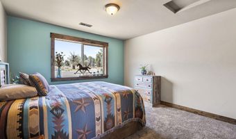 25480 Bachelor Ln, Bend, OR 97701
