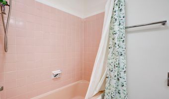 7108 LANIER St, Annandale, VA 22003