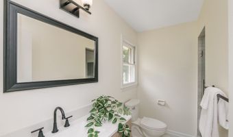 5445 E 72nd Pl, Indianapolis, IN 46250