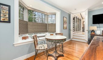 2891 Gale Rd, Ann Arbor, MI 48105