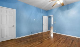 15 W 9TH St, Bayonne, NJ 07002